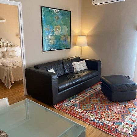 Petit Rossello Apartment Barcelona Exterior foto